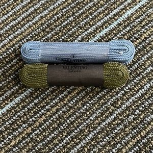 Valentino shoelaces